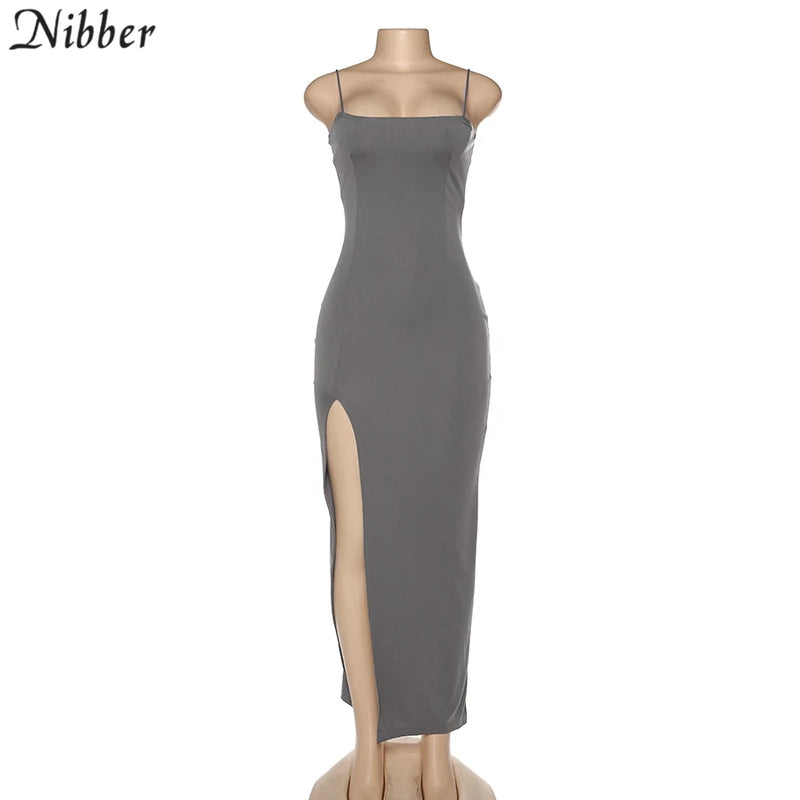 Vestido Longo Feminino para Festa - ✨ O Vestido Que Abraça a Sua Alma nas Noites Mais Mágicas do Ano ✨