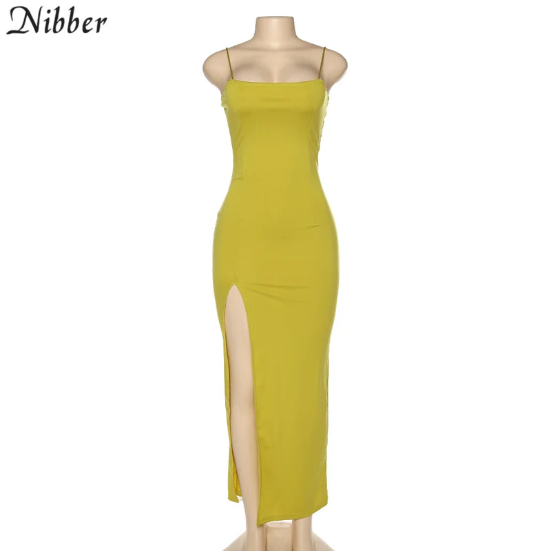 Vestido Longo Feminino para Festa - ✨ O Vestido Que Abraça a Sua Alma nas Noites Mais Mágicas do Ano ✨
