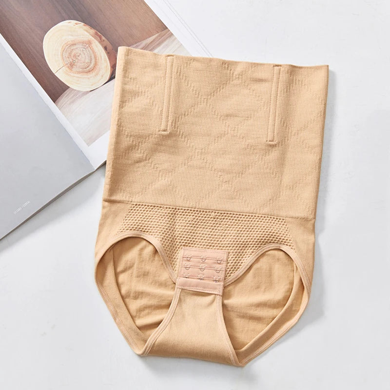 ✨ Sinta-se Moldada Pela Sua Melhor Versão - Calcinha Modeladora Premium: o toque que transforma o corpo — e desperta a alma.