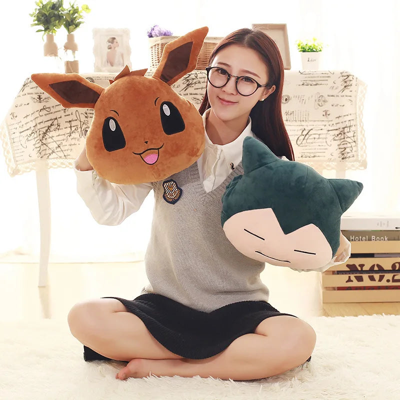 🌟 Almofada de Brinquedo Pokémon Kawaii com Aquecedor de Mãos – Mais que um Presente, um Refúgio para a Alma Caçadora 🌟