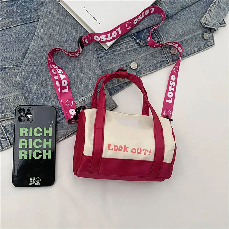 🌌 Bolsa de Lona Stitch — Mais do Que Um Acessório, Um Refúgio Emocional Que Te Lembra Quem Você É