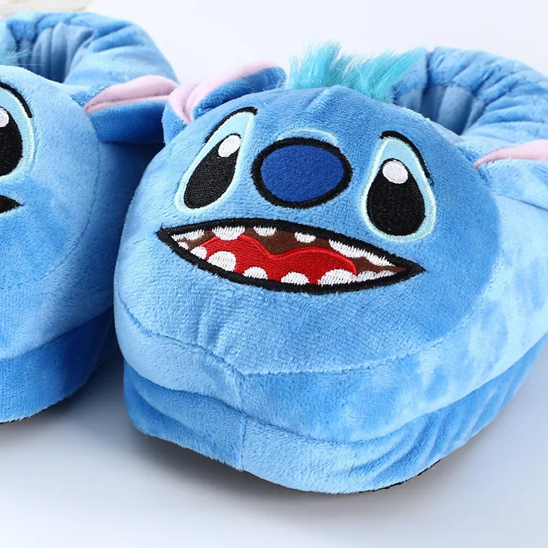 🩵 Chinelo de Algodão Lilo & Stitch: Um Abraço para a Alma, um Refúgio para os Pés