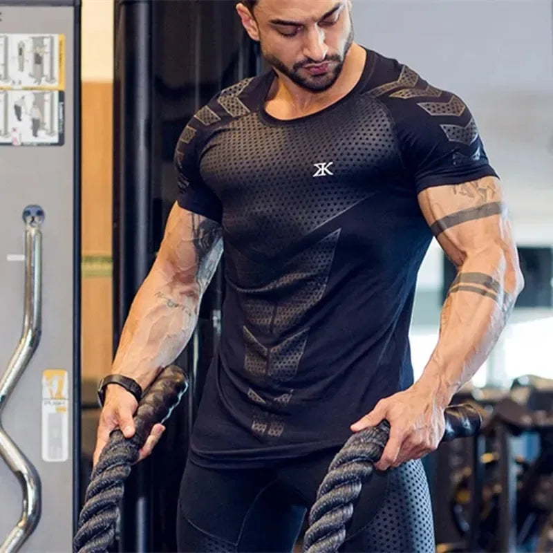 🚀 Camiseta Esportiva Masculina 2025 – Muito Além do Treino: Um Chamado à Sua Melhor Versão
