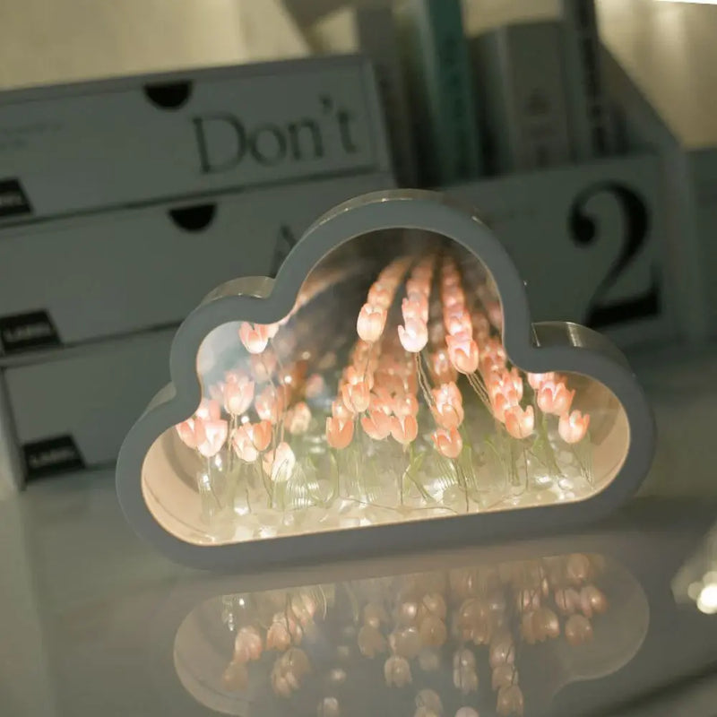 Lâmpada de Atmosfera Noturna de Mar com Flor de Tulipa – Um toque de arte, luz e encanto em um só item!