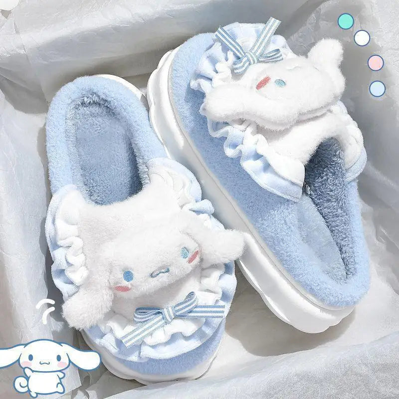 🌸 Pantufas Sanrio de Algodão | Hello Kitty, Kuromi e Cinnamoroll