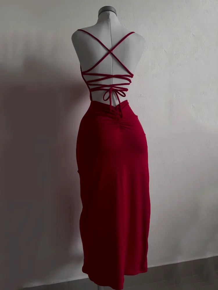 VESTIDO EXPLOSIVO VERÃO 2025 — A PEÇA QUE LIBERTA SUA ESSÊNCIA