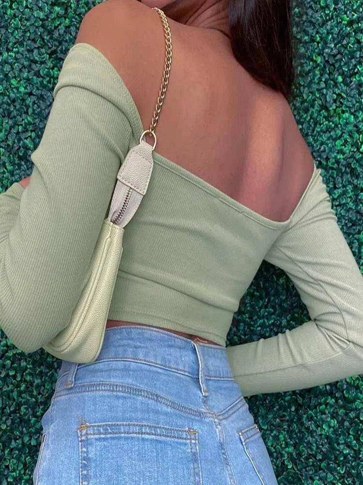 Top Feminino Essência Livre - Decote em V Vazado • Gola Quadrada com Nervuras • Manga Longa • Estilo Sem Costas