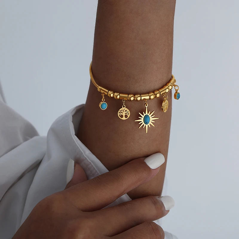 ✨ Conjunto Dourado Luxo para Noivas – A Joia Que Celebra a Alma do Amor