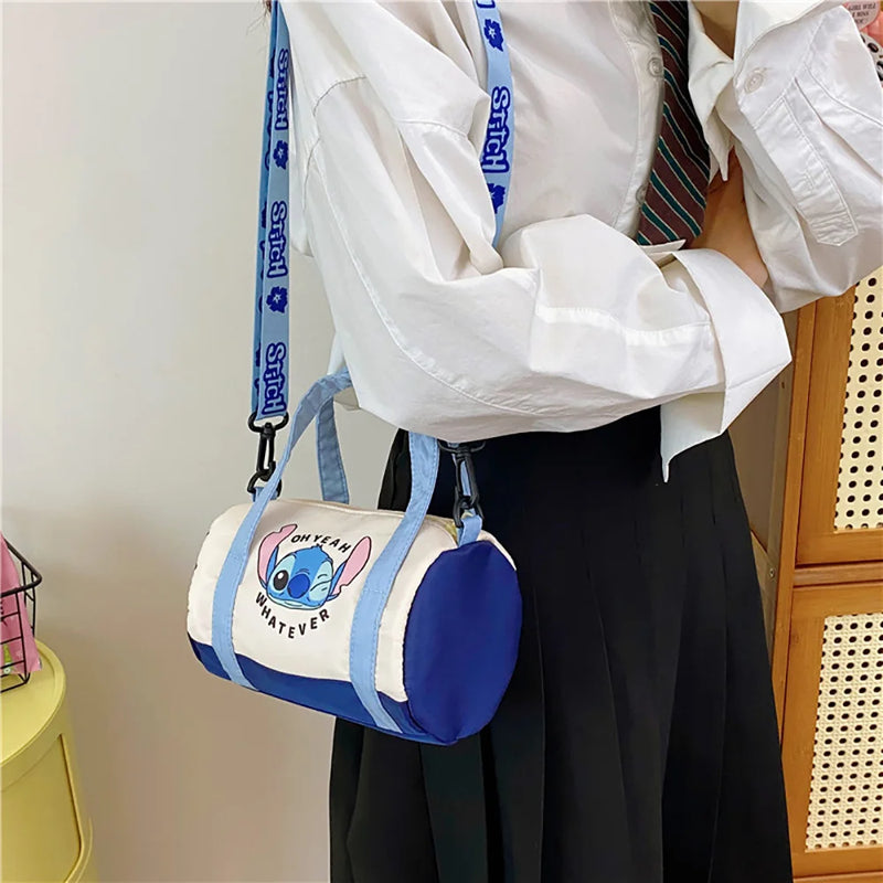 🌌 Bolsa de Lona Stitch — Mais do Que Um Acessório, Um Refúgio Emocional Que Te Lembra Quem Você É