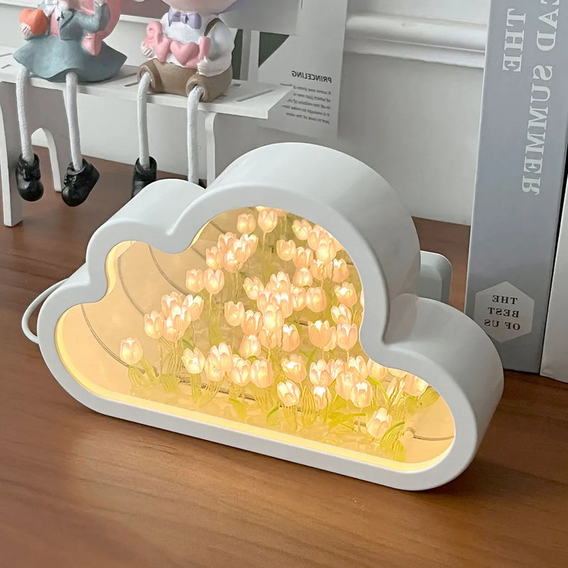 Lâmpada de Atmosfera Noturna de Mar com Flor de Tulipa – Um toque de arte, luz e encanto em um só item!