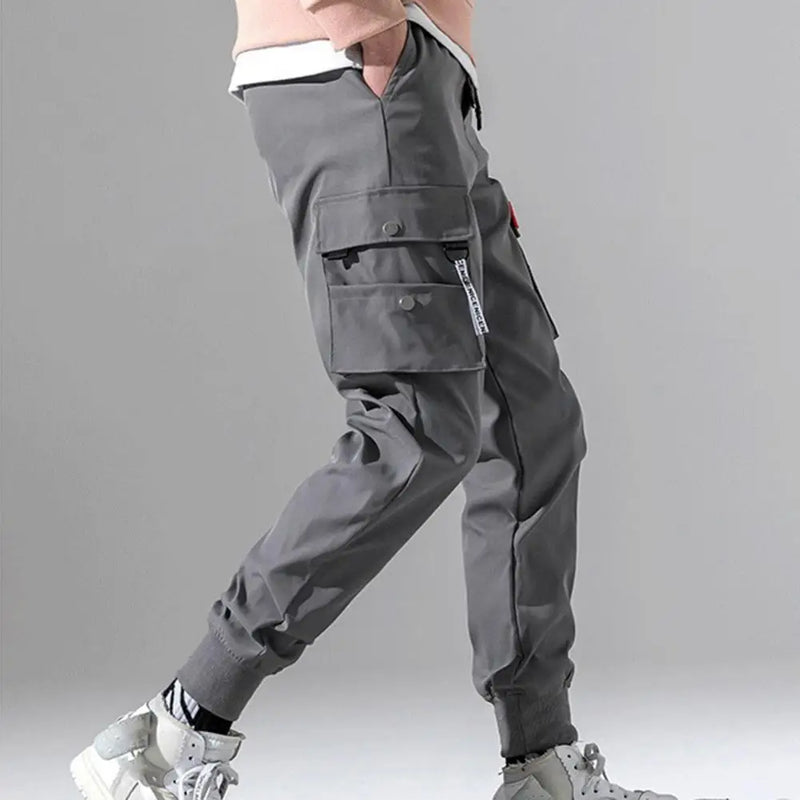 Calça cargo casual masculina com múltiplos bolsos — combinando benefícios práticos