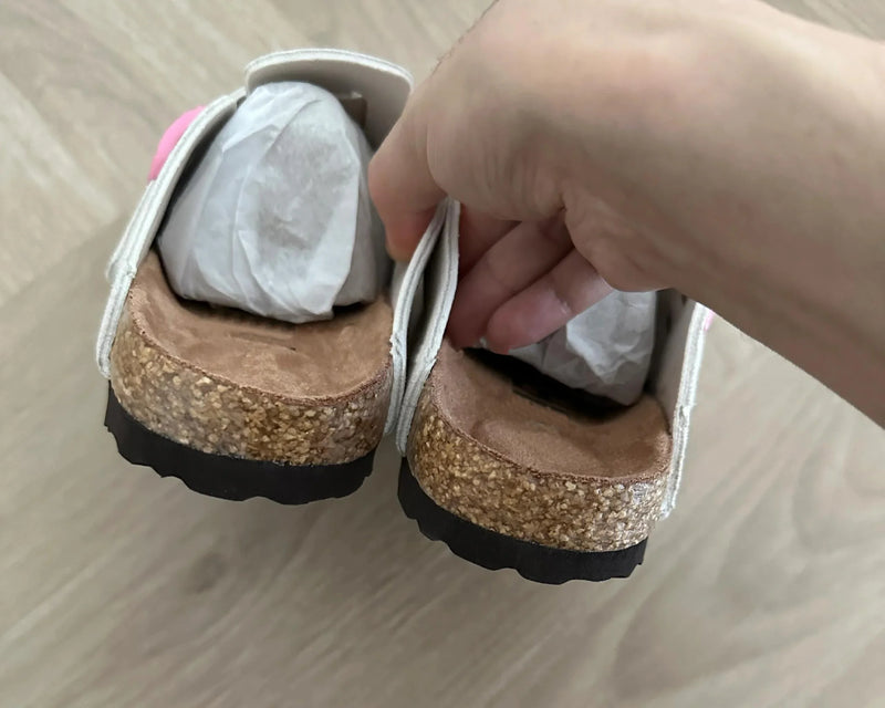 🩷 Pantufas Sanrio Hello Kitty – Onde o Conforto Abraça a Alma