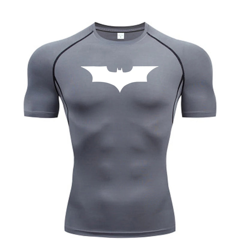 🦇 CAMISETA MASCULINA DE COMPRESSÃO – ESTAMPA MORCEGO | FORÇA, ESTILO E PROPÓSITO NUMA SÓ PEÇA