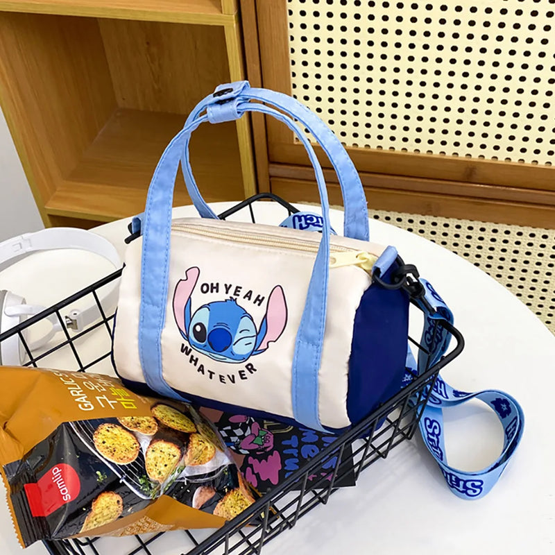🌌 Bolsa de Lona Stitch — Mais do Que Um Acessório, Um Refúgio Emocional Que Te Lembra Quem Você É