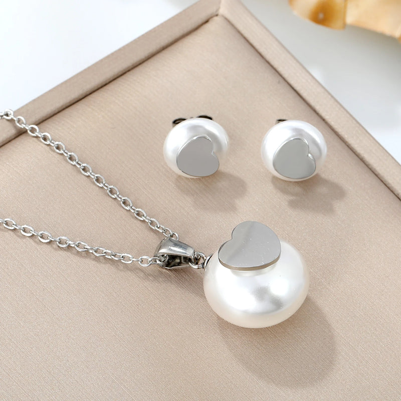 LUXUKISSKIDS – Conjunto de Brincos e Gargantilha com Pingente de Gota D’Água em Aço Inoxidável