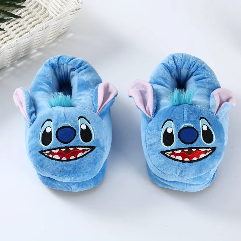 🩵 Chinelo de Algodão Lilo & Stitch: Um Abraço para a Alma, um Refúgio para os Pés