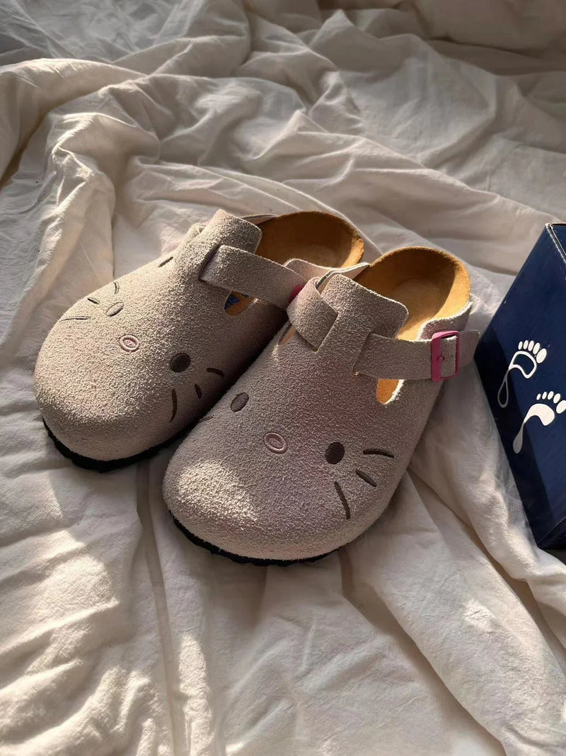 🩷 Pantufas Sanrio Hello Kitty – Onde o Conforto Abraça a Alma