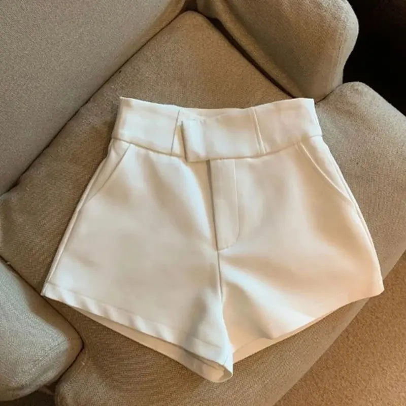 Shorts Feminino Mooyufon Preto – Liberdade que se Veste