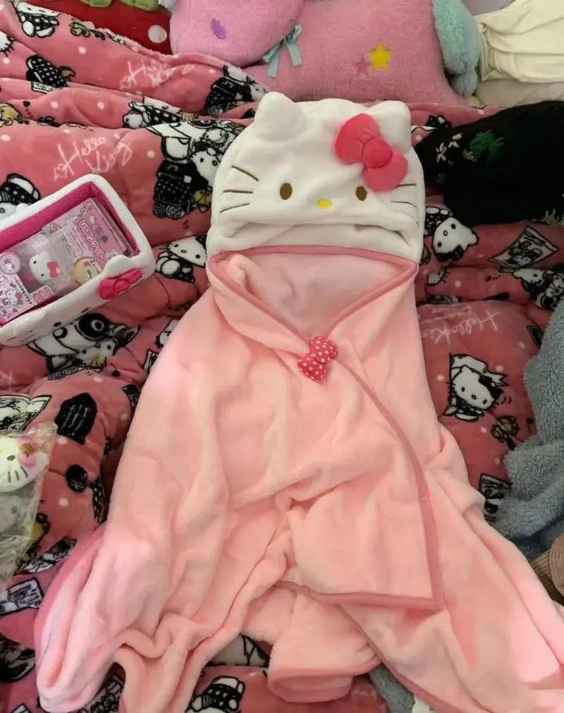 Sanrio Cloak Kuromi, Cinnamoroll, Hello Kitty, My Melody — Manta de Pelúcia com Capuz.